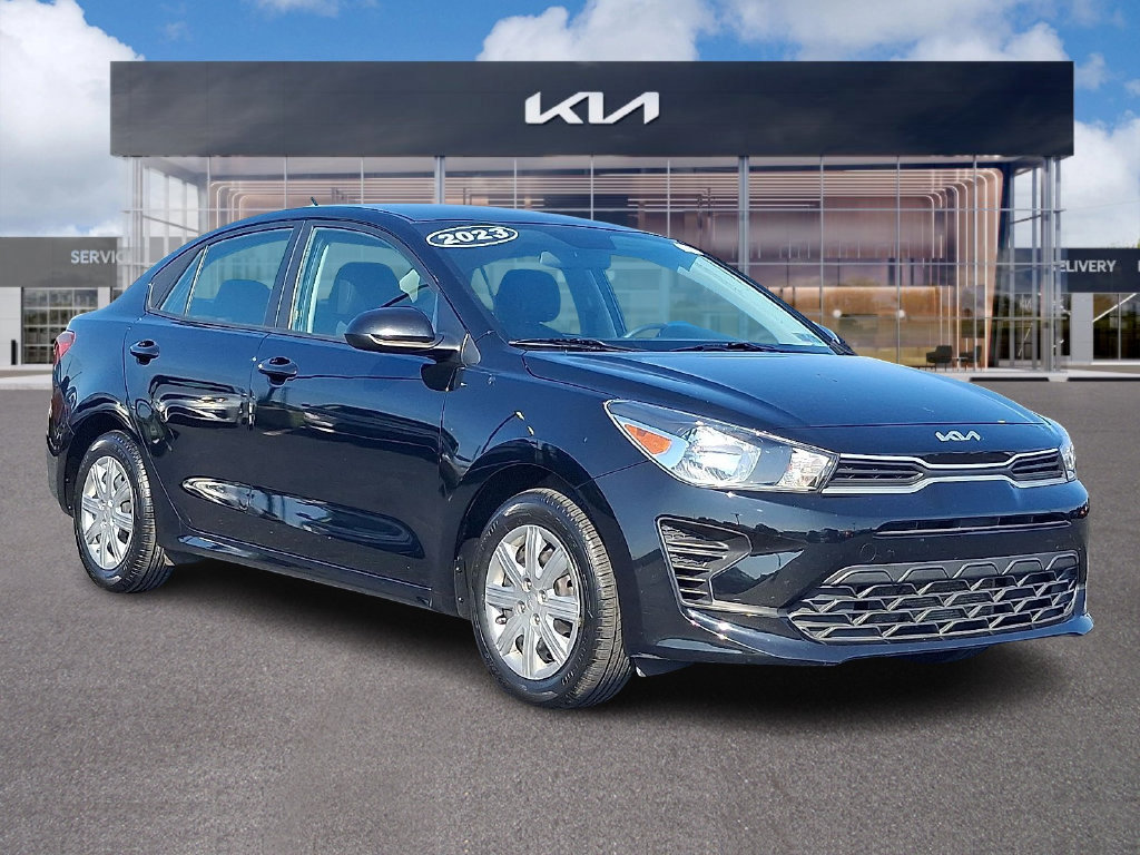 Used 2023 Kia Rio LX FWD image 1