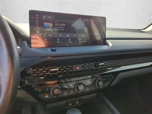 Used 2024 Honda Accord Touring image 14