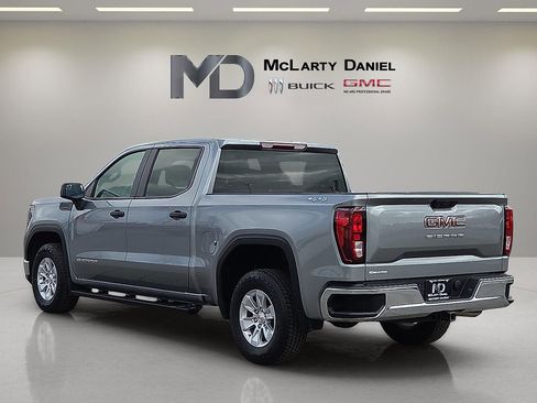 Certified 2023 GMC Sierra 1500 Pro w/ Convenience Package image 4