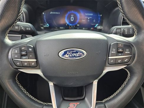 Used 2020 Ford Explorer ST w/ ST Street Pack image 30