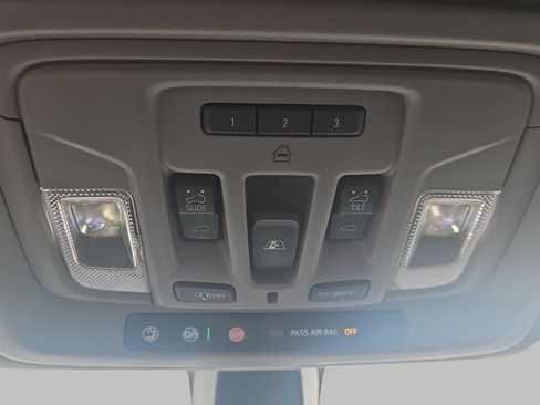 Used 2021 Chevrolet Silverado 1500 LT Trail Boss w/ LT Trail Boss Premium Package AWD/4WD image 25