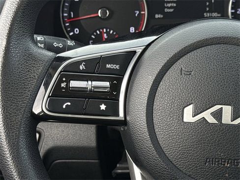 Used 2024 Kia Forte LXS image 13