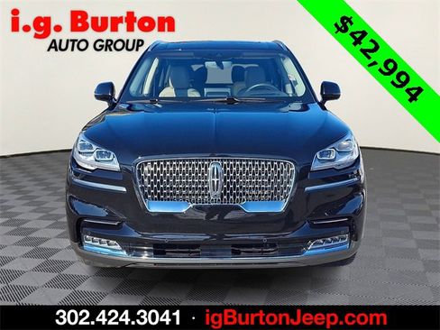 Used 2023 Lincoln Aviator Reserve w/ Equipment Group 201A image 2