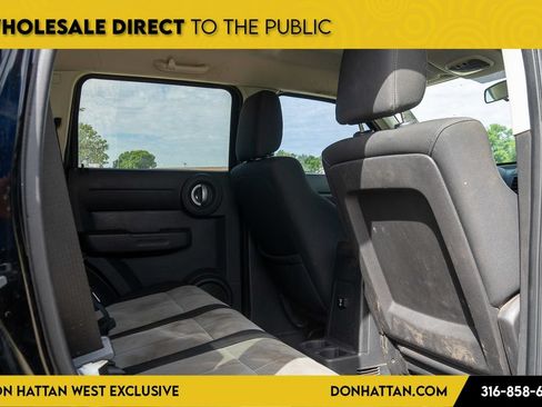 Used 2007 Dodge Nitro SXT RWD image 15
