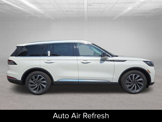 New 2026 Lincoln Aviator AWD image 8