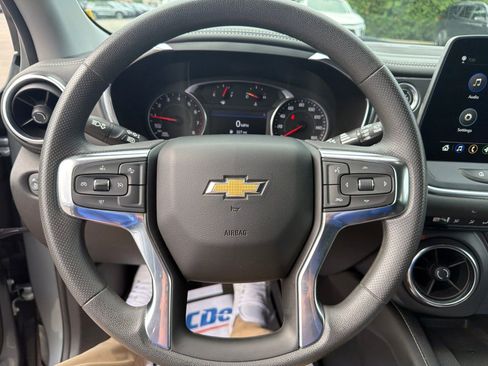 Used 2023 Chevrolet Blazer LT w/ Convenience Package FWD image 13