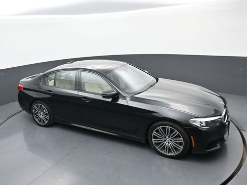Used 2020 BMW 540i xDrive image 31