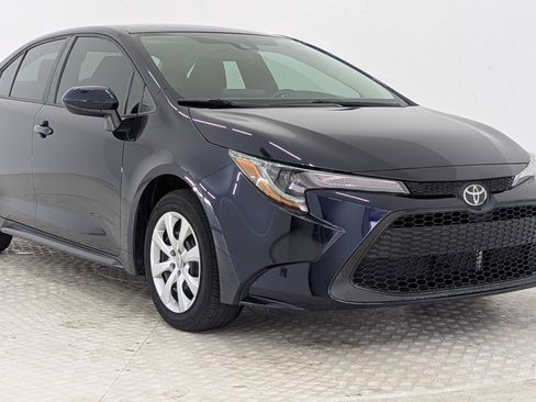 Used 2022 Toyota Corolla LE image 6