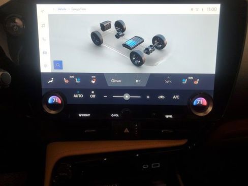 Used 2025 Lexus NX 350h AWD w/ Premium Package image 19