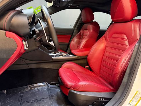 Used 2020 Alfa Romeo Giulia Ti Sport image 5