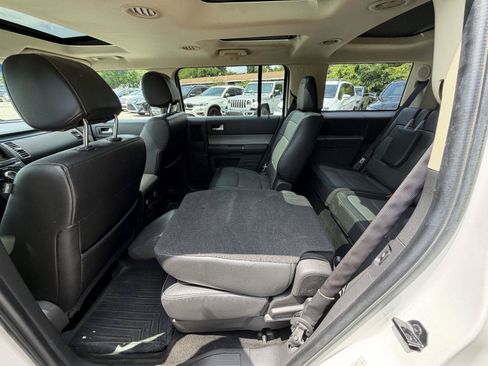 Used 2015 Ford Flex Limited w/ Equipment Group 302A AWD/4WD image 28