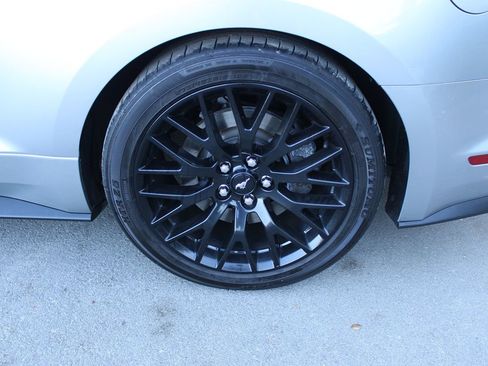 Used 2021 Ford Mustang GT Premium w/ GT Performance Package RWD image 9