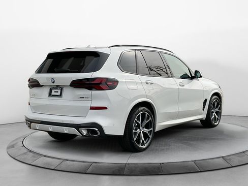 New 2026 BMW X5 xDrive40i w/ M Sport Package image 7