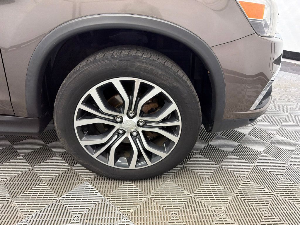 Used 2019 Mitsubishi Outlander Sport ES FWD image 12