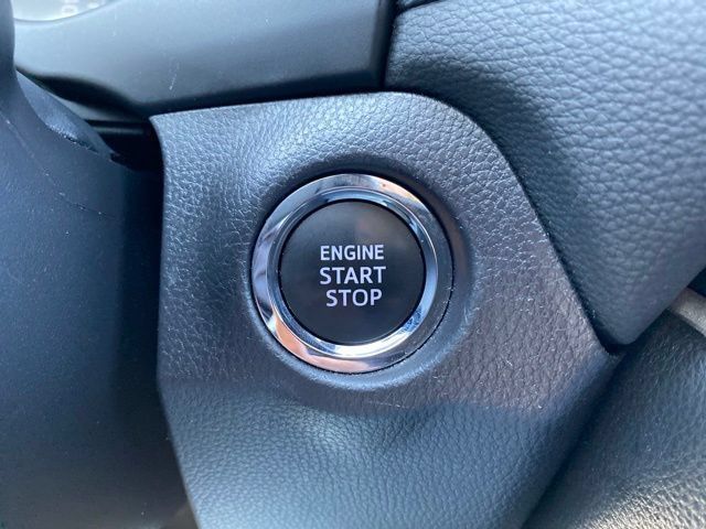 Certified 2025 Toyota RAV4 XLE AWD/4WD image 9