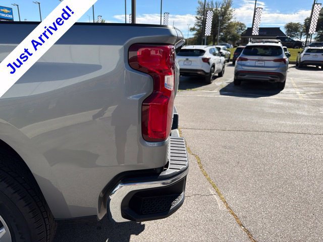 Used 2024 Chevrolet Silverado 1500 LTZ AWD/4WD image 18