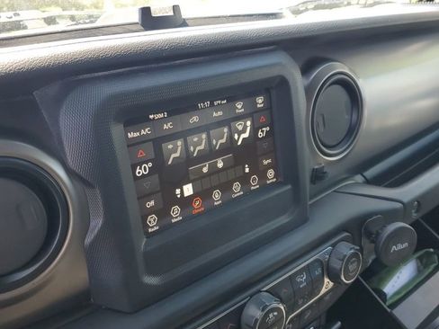 Used 2020 Jeep Wrangler Unlimited Sport S AWD/4WD image 14