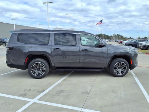 New 2026 Jeep Grand Wagoneer L 4WD image 5