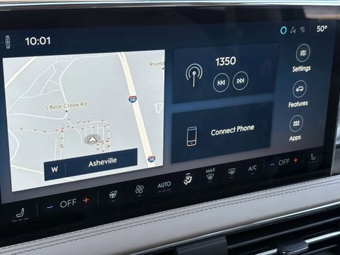 Used 2023 Lincoln Corsair AWD w/ Equipment Group 102A image 24