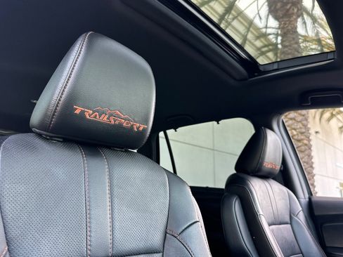 Used 2022 Honda Pilot TrailSport image 26