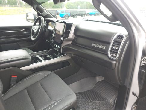 Used 2025 RAM 1500 Big Horn AWD/4WD image 30