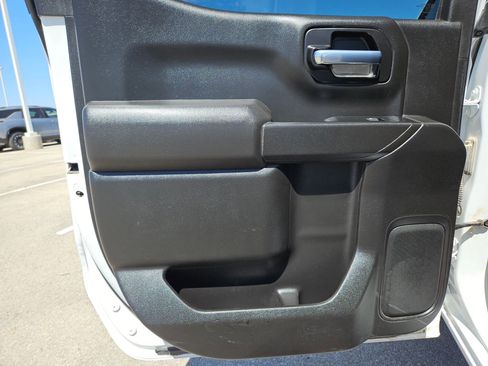 Used 2021 Chevrolet Silverado 1500 LT w/ Safety Package II image 15