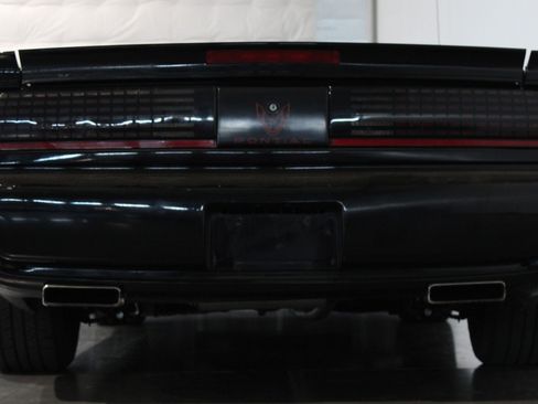 Used 1992 Pontiac Firebird Convertible RWD image 34