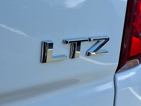 Used 2024 Chevrolet Silverado 1500 LTZ w/ LTZ Premium Package image 34