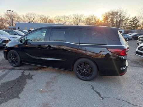 Certified 2023 Honda Odyssey Sport image 7