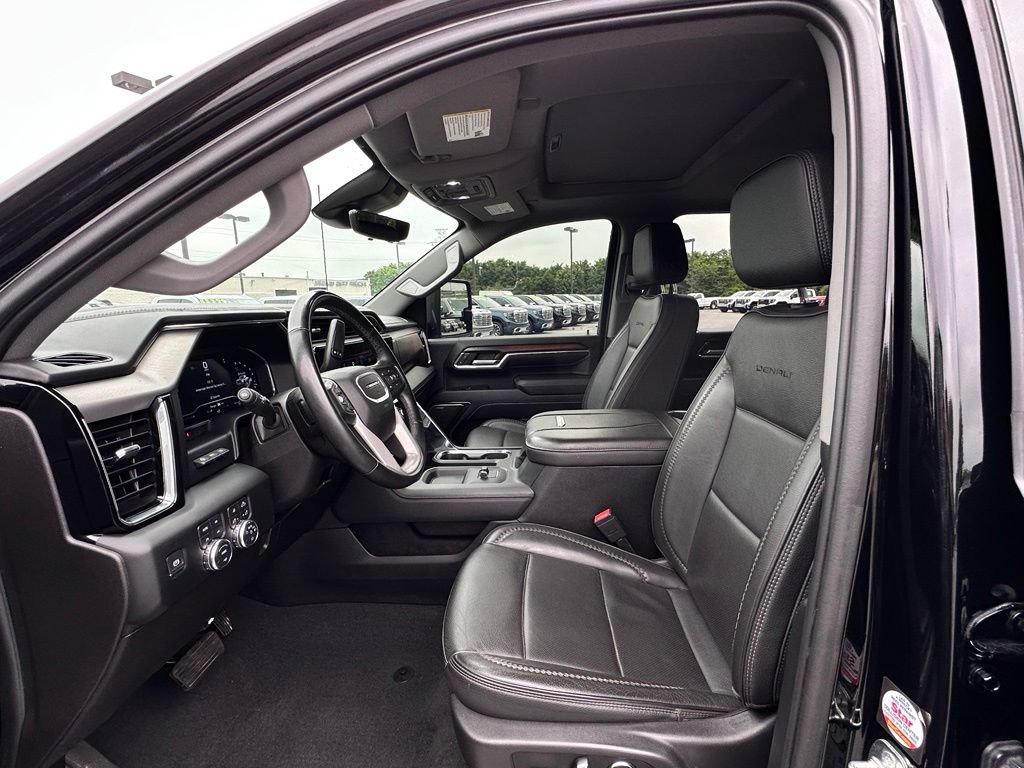 Used 2024 GMC Sierra 2500 Denali w/ Denali Reserve Package AWD/4WD image 19