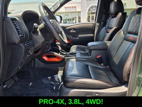 Used 2023 Nissan Frontier PRO-4X w/ Pro-4X Premium Package AWD/4WD image 11