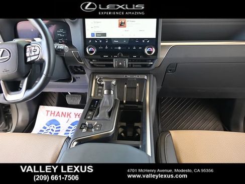 Used 2025 Lexus GX 550 AWD/4WD image 20