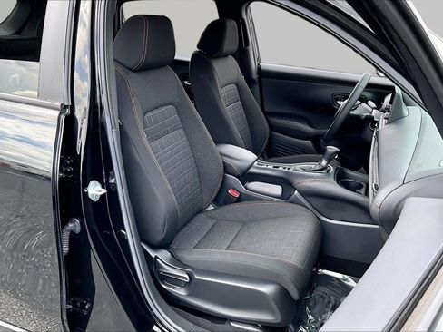 Used 2024 Honda HR-V Sport image 9