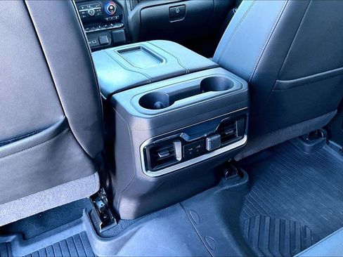 Used 2022 Chevrolet Silverado 1500 LTZ image 13