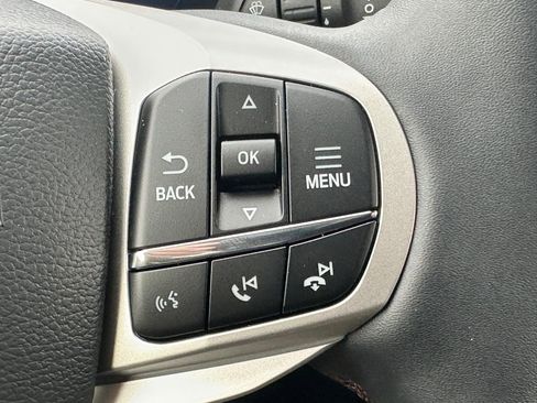 New 2026 Ford Explorer Active image 14