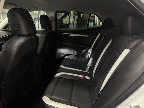 Used 2025 Buick Envision Sport Touring image 18