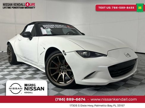 Used 2018 MAZDA MX-5 Miata Grand Touring RWD image 1