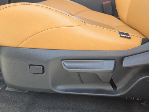 Used 2025 Toyota 4Runner SR5 image 10