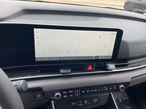 New 2026 Kia Carnival EX image 20