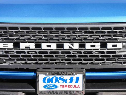 Certified 2025 Ford Bronco Badlands AWD/4WD image 11