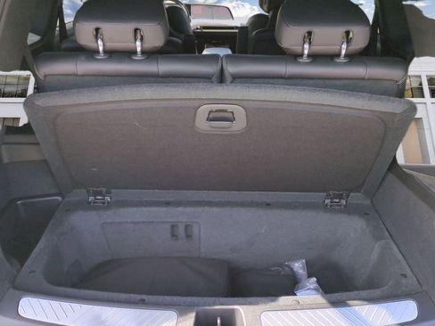 Used 2026 Cadillac Vistiq Sport image 17