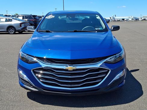 Used 2023 Chevrolet Malibu LS FWD image 2