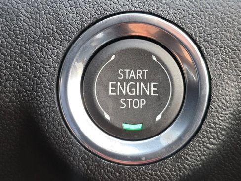 New 2027 GMC Terrain AT4 w/ Convenience Package III AWD/4WD image 32