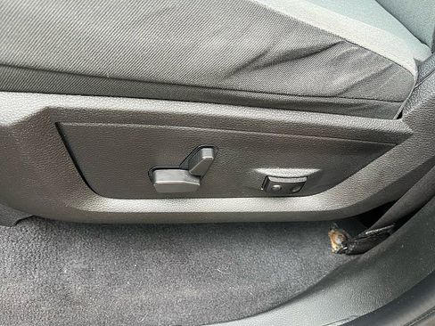 Used 2022 RAM 1500 Express w/ Wheel & Sound Group image 20