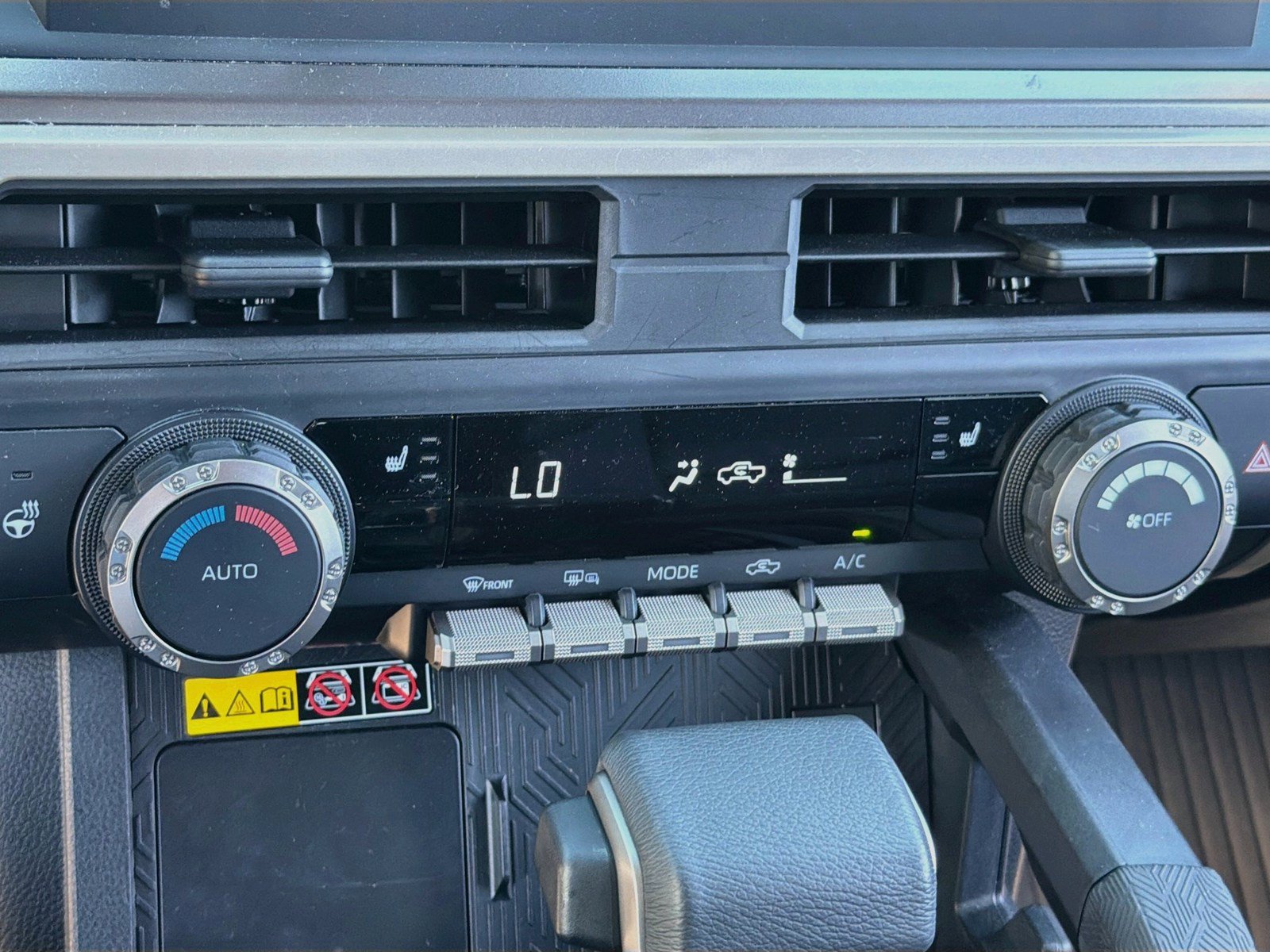 Used 2025 Toyota Tacoma SR5 RWD image 11