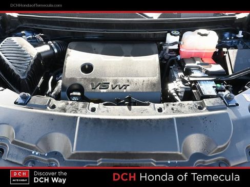 Used 2022 Chevrolet Traverse LS image 25