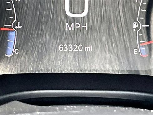Used 2022 Jeep Compass Latitude w/ Sun and Sound Group AWD/4WD image 14