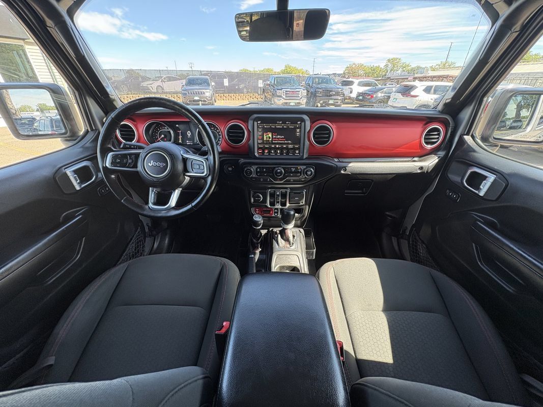 Used 2020 Jeep Gladiator Rubicon AWD/4WD image 12