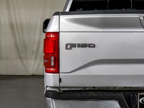Used 2016 Ford F150 Lariat image 41