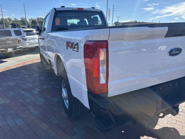 Used 2024 Ford F350 XL AWD/4WD image 8